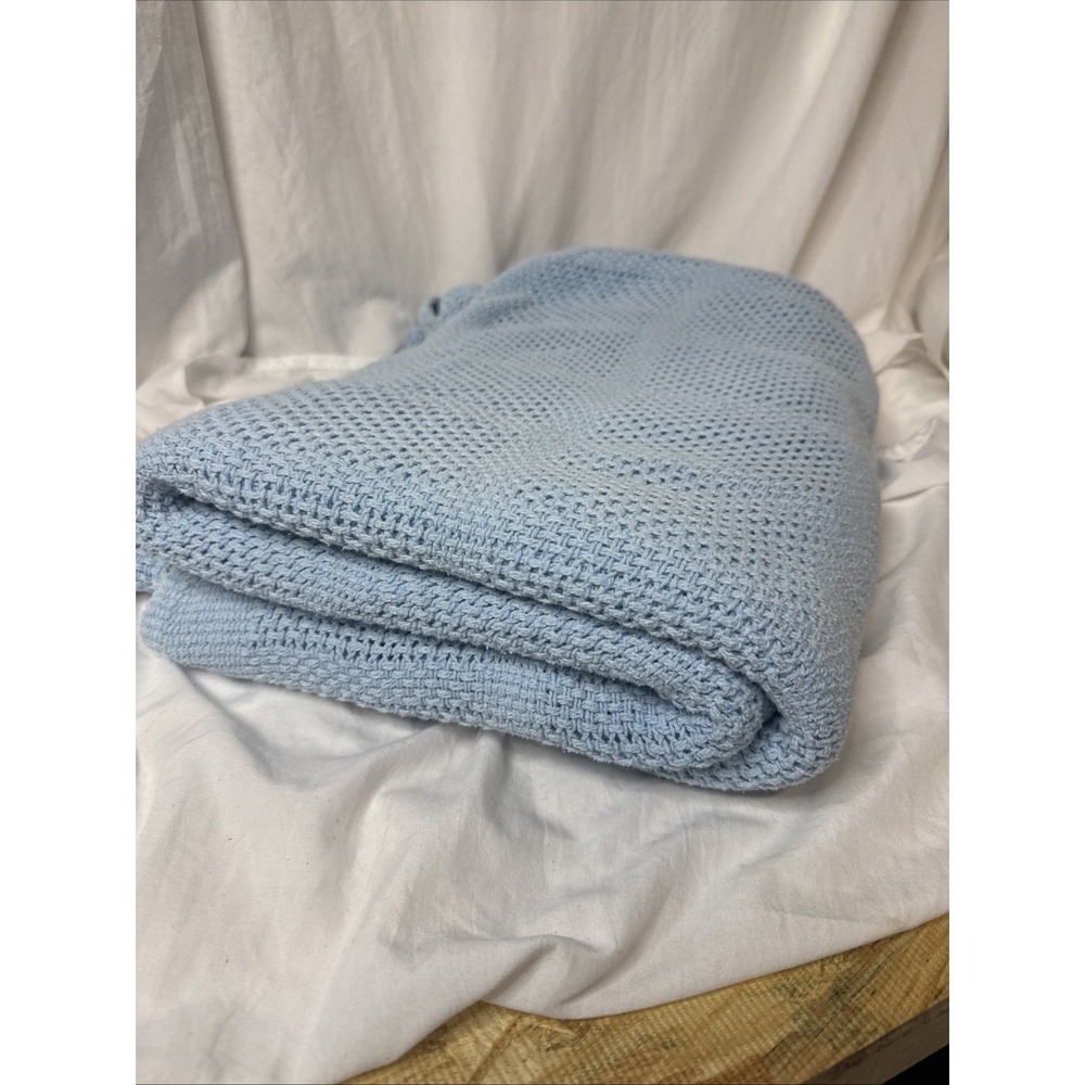 VTG Queen Baby Blue Waffle Thermal Cellular Knit Cotton Ultra Soft Estate Find